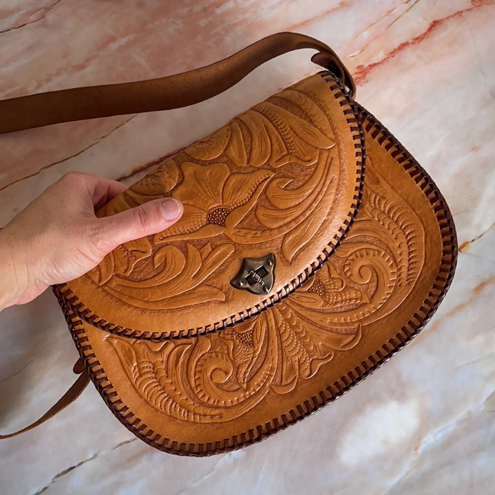 VINTAGE | Hand tooled leather bag - Picture 9 of 12